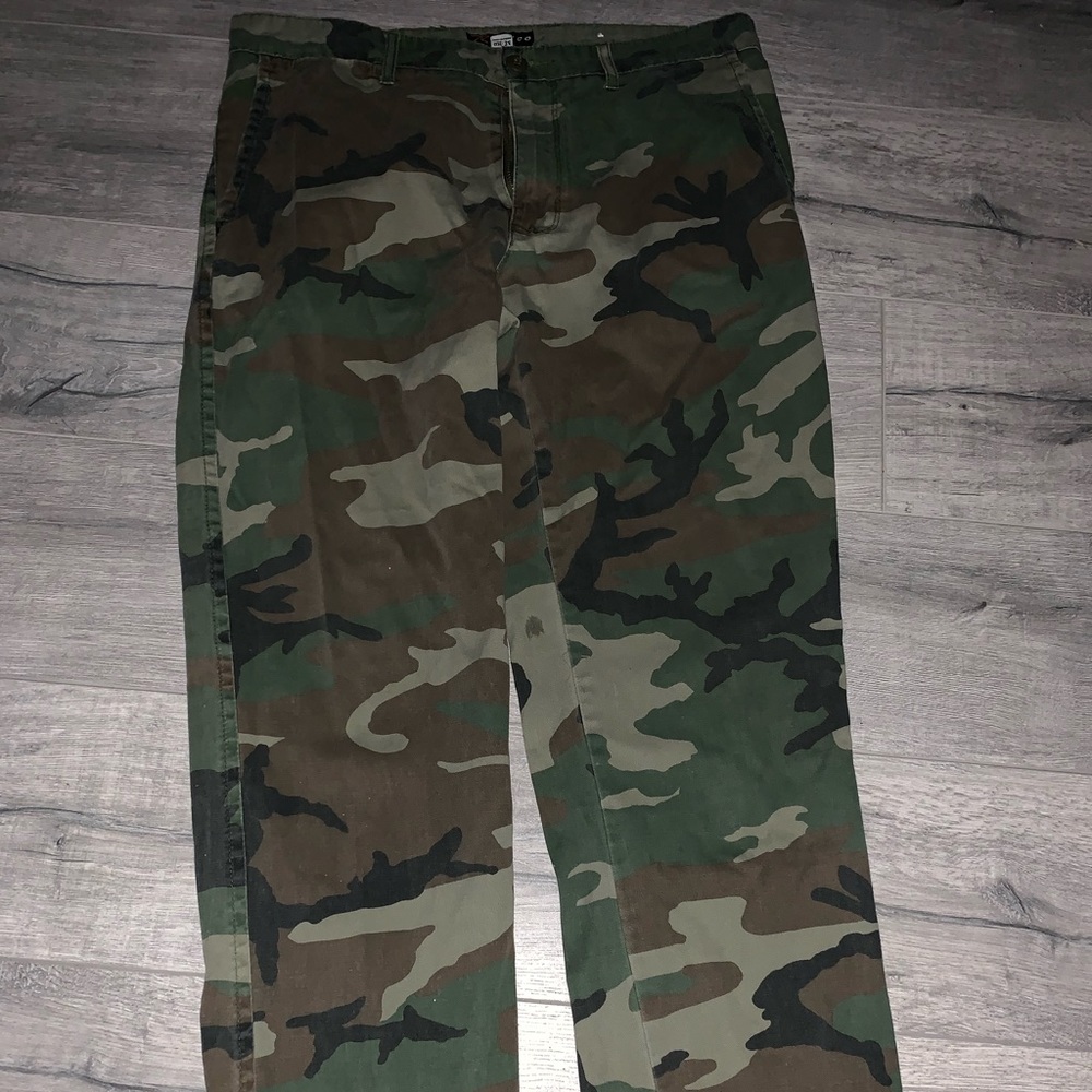 Camouflage cargo pant